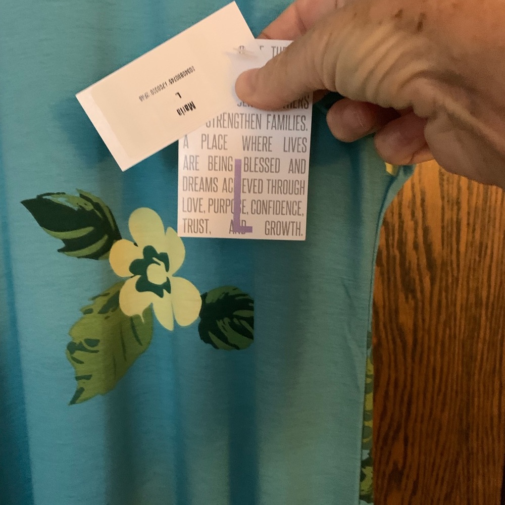 LULAROE MARIA - Picture 2 of 2